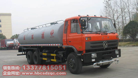 東風(fēng)灑水車圖片
